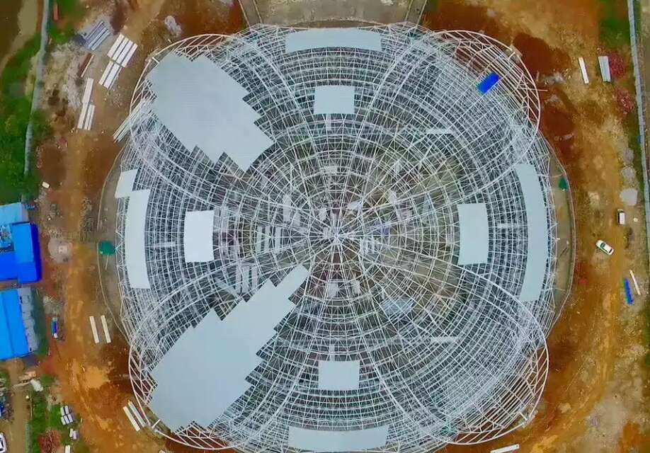 新民体育馆网架